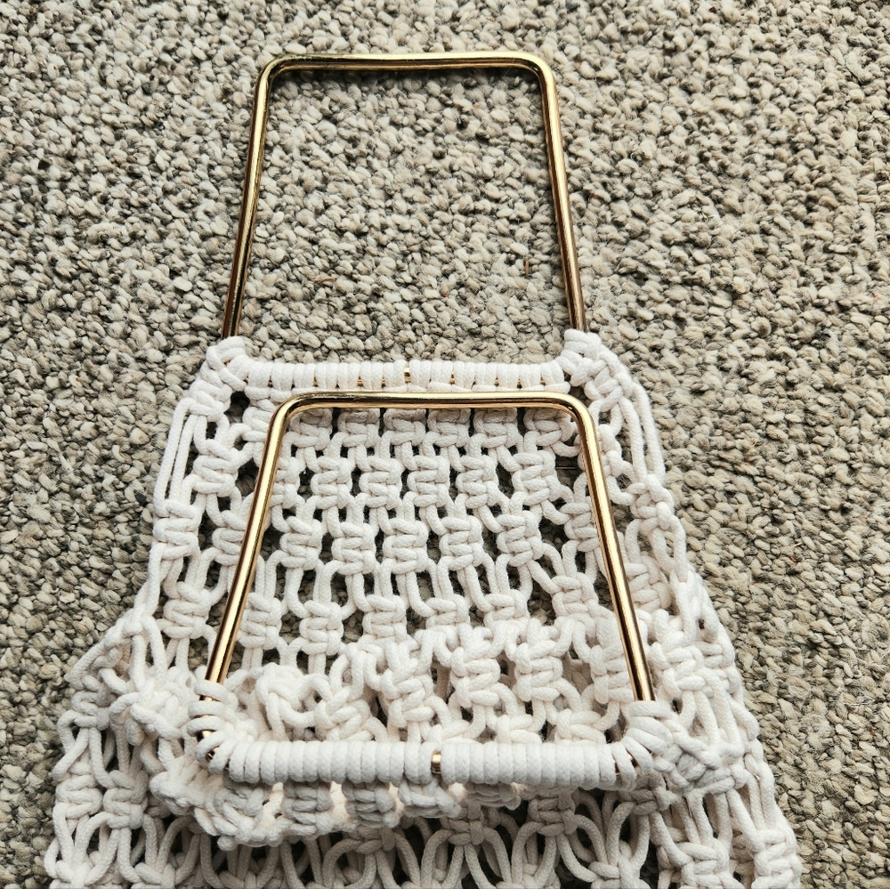 Macrame Fringed Clutch Hand Bag Ivory Metal Handle Boho Hippie Beach Woven Purse - Picture 5 of 8